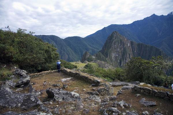 Day 1: Cusco – Km 82 – Wayllabamba (2,900 m)