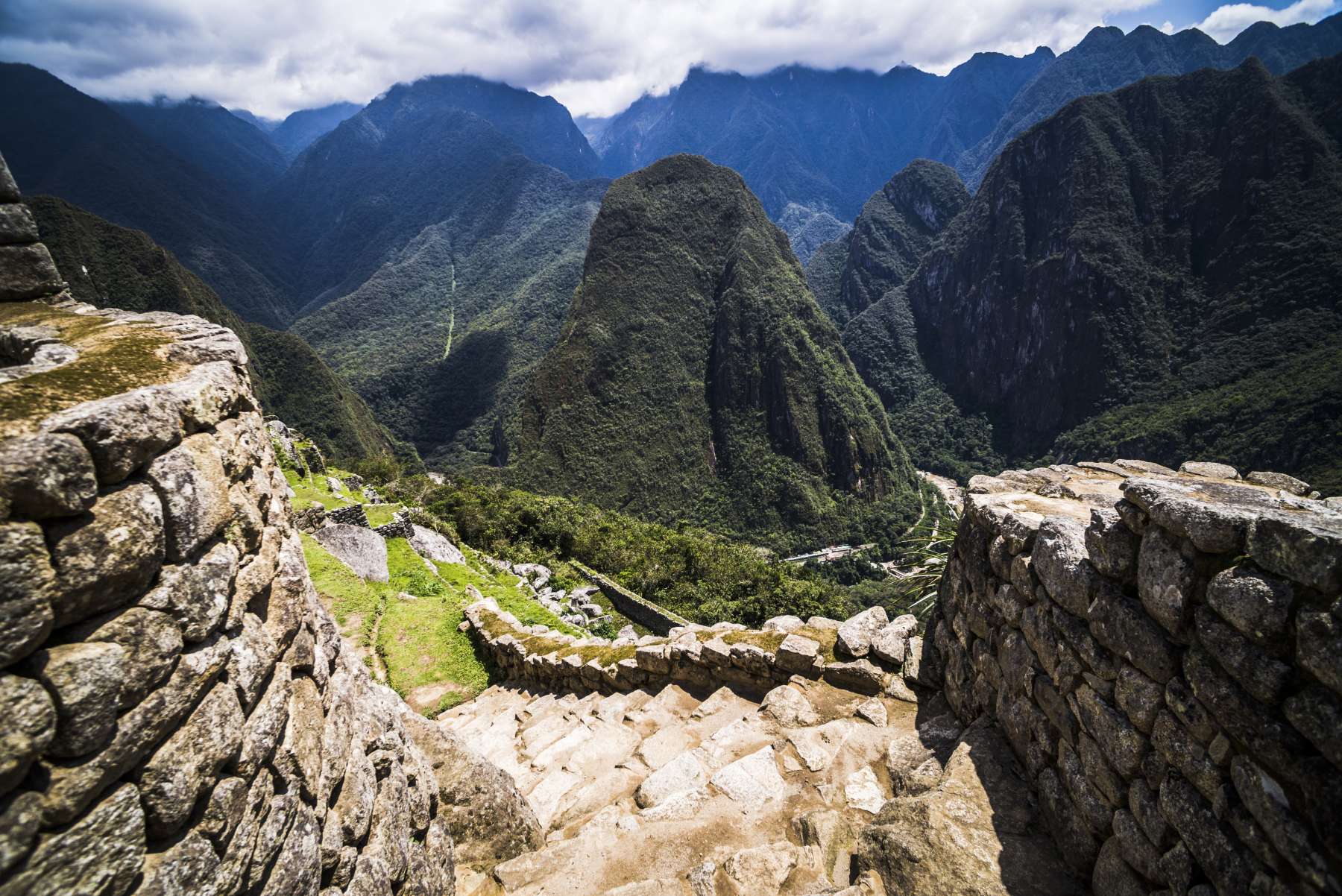 The Definitive Guide to Machu Picchu 2026: Tickets, Itineraries, and How to Book Successfully